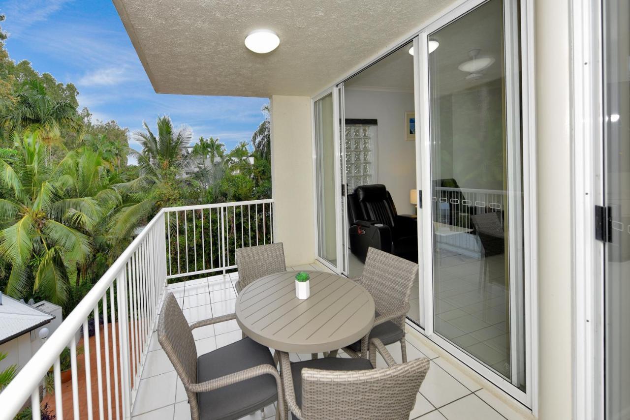Golden Sands Beachfront Resort Yorkeys Knob المظهر الخارجي الصورة