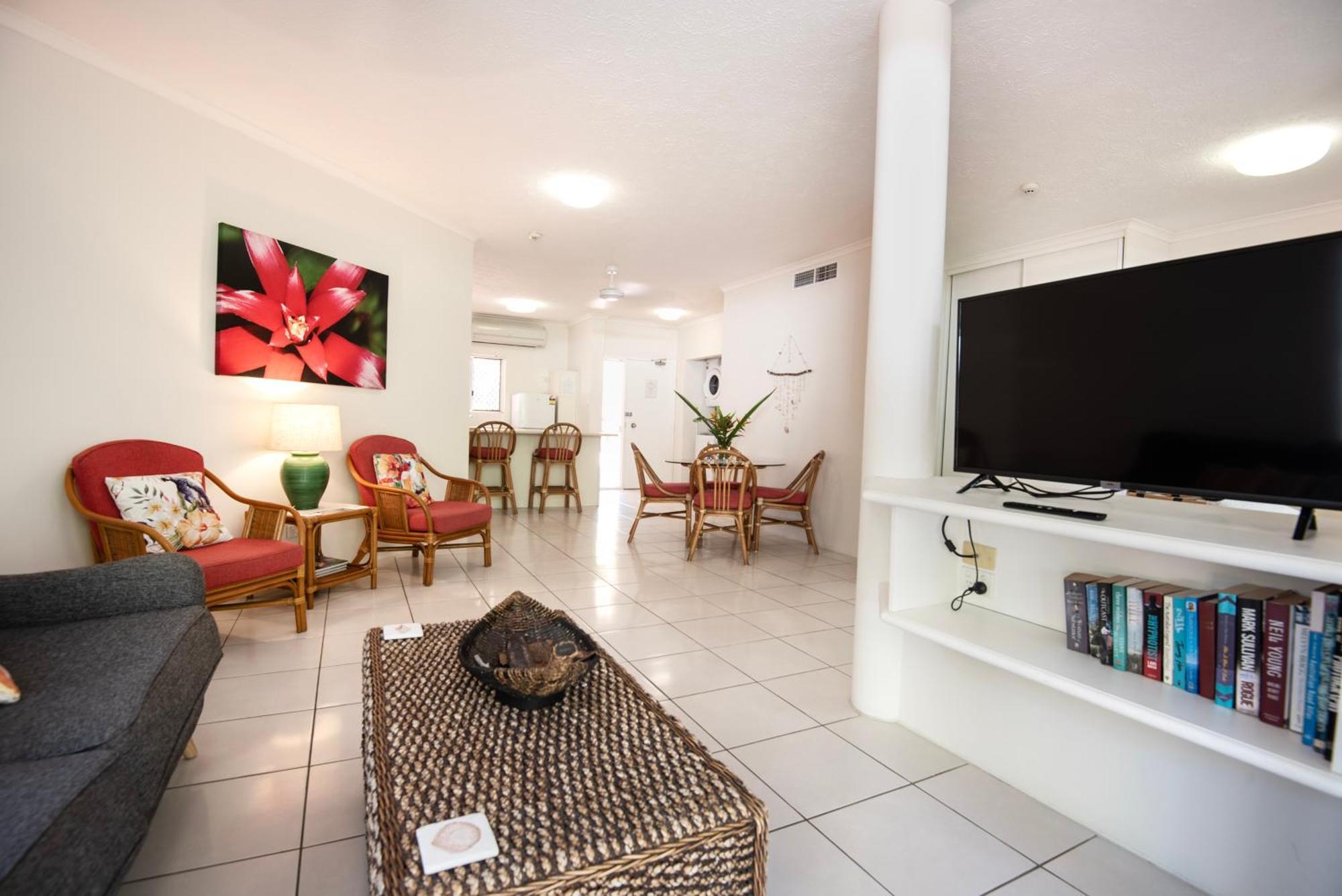 Golden Sands Beachfront Resort Yorkeys Knob المظهر الخارجي الصورة