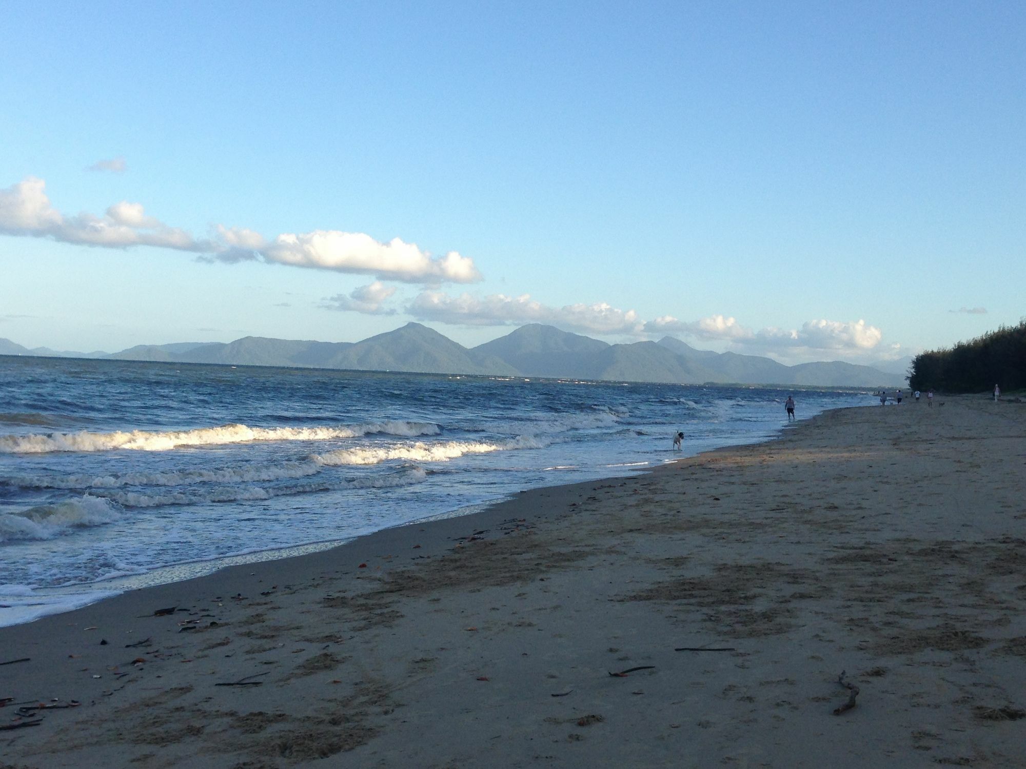 Golden Sands Beachfront Resort Yorkeys Knob المظهر الخارجي الصورة